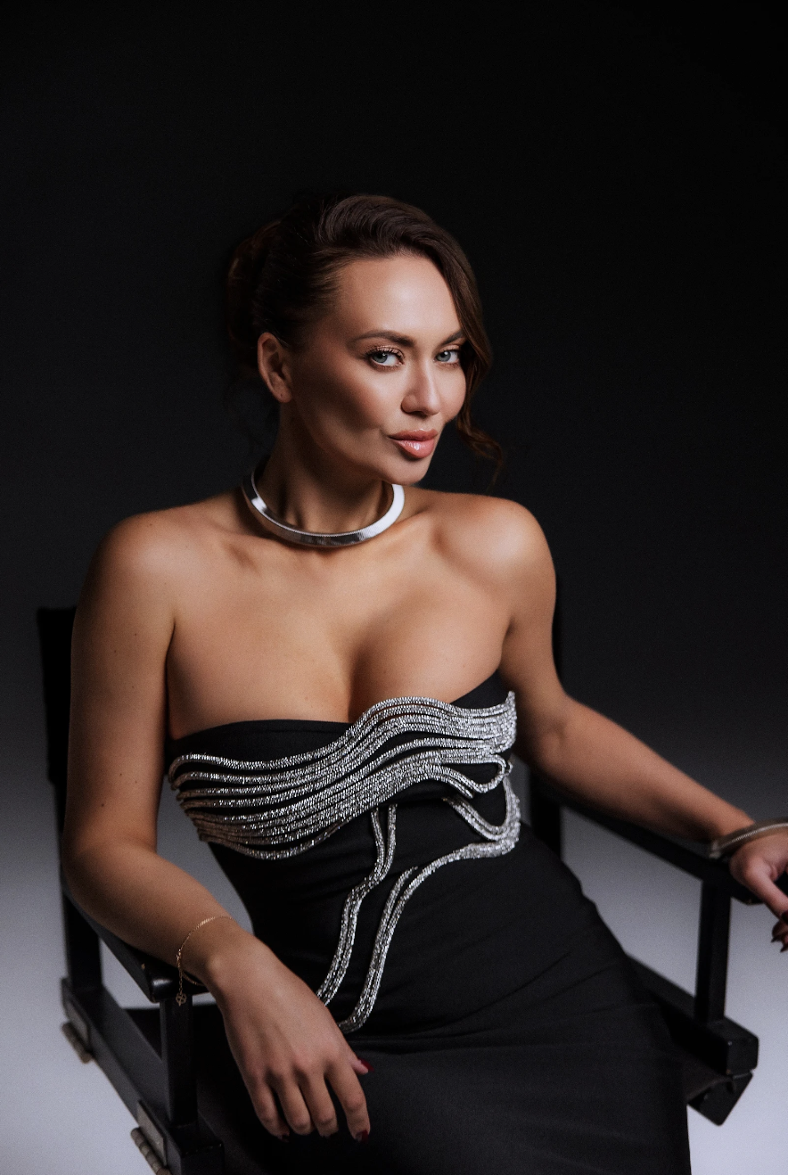 &quot;Мать-одиночка и в 40 лет одна&quot;: Анна Саливанчук о женской силе, &quot;Сватах&quot; и войне